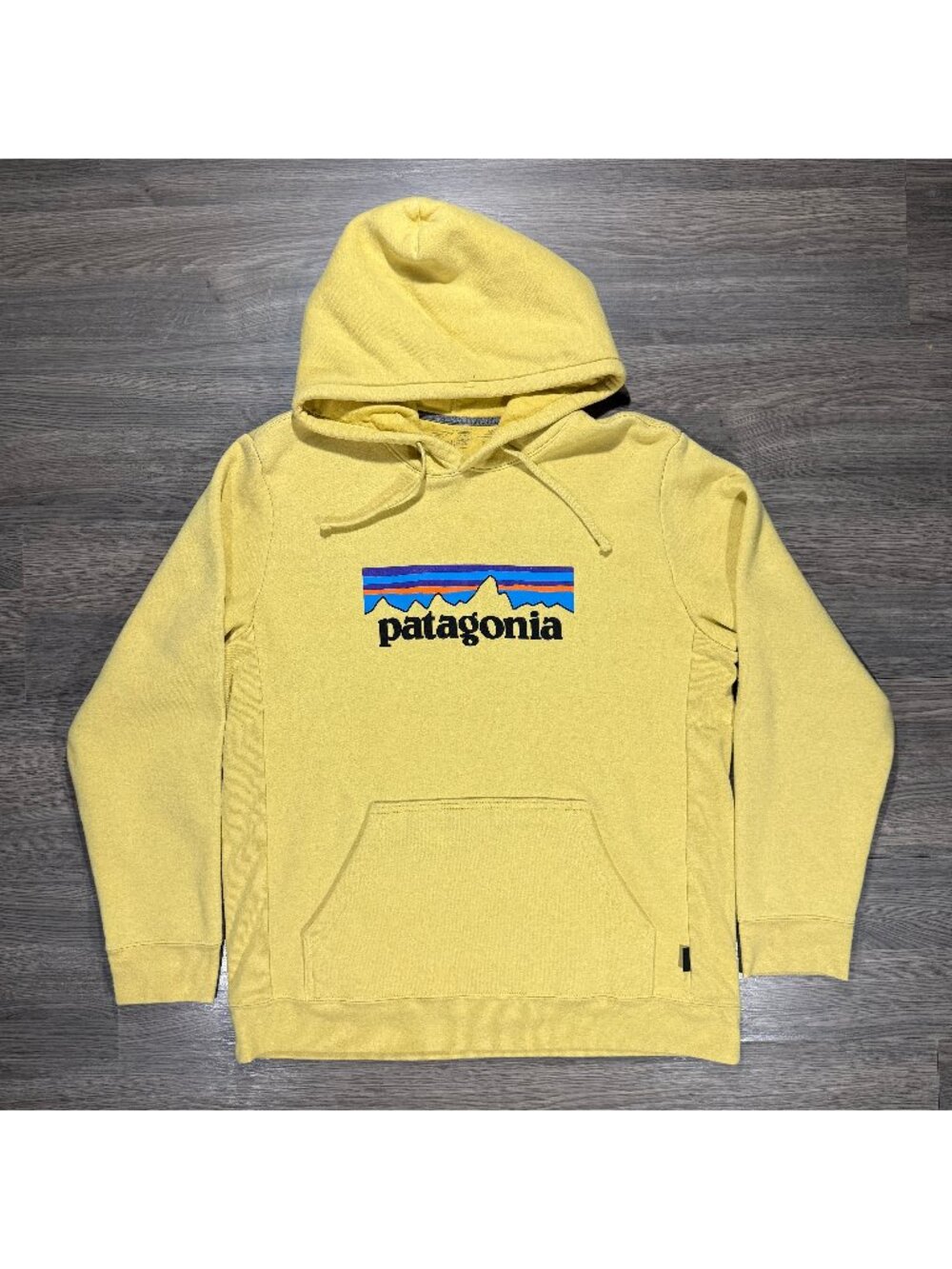 Patagonia Men's Men's P-6 Logo Uprisal Hoody - Yellow